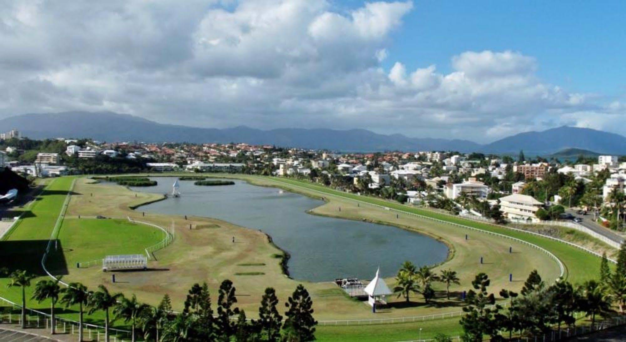 Ramada Hotel & Suites By Wyndham Noumea Dış mekan fotoğraf